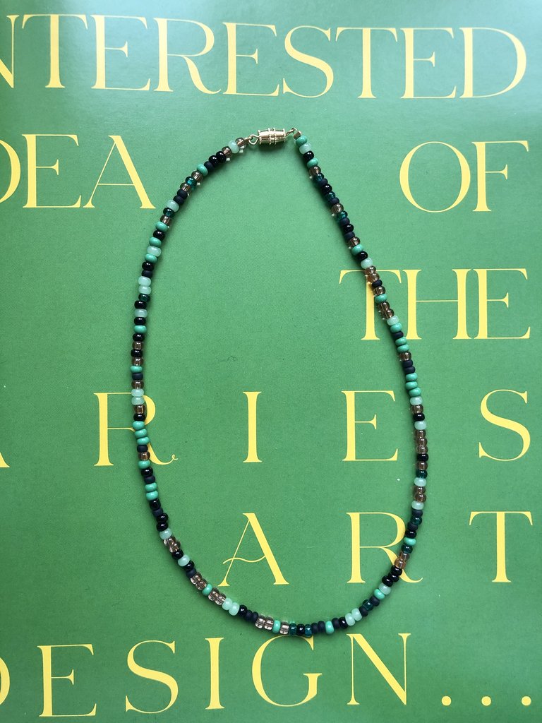 the multi necklace