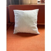 Cushion Zwarte Streep