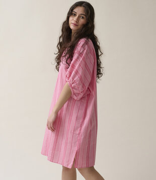 Oman Dress Stripe Carmine