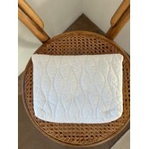 Beauty Bag  Geborduurde Bloem