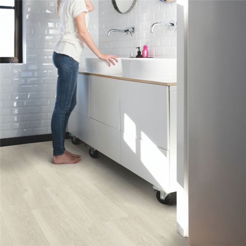 Click Alpha Vinyl Medium Planks Zeebries Eik Licht AVMP40079