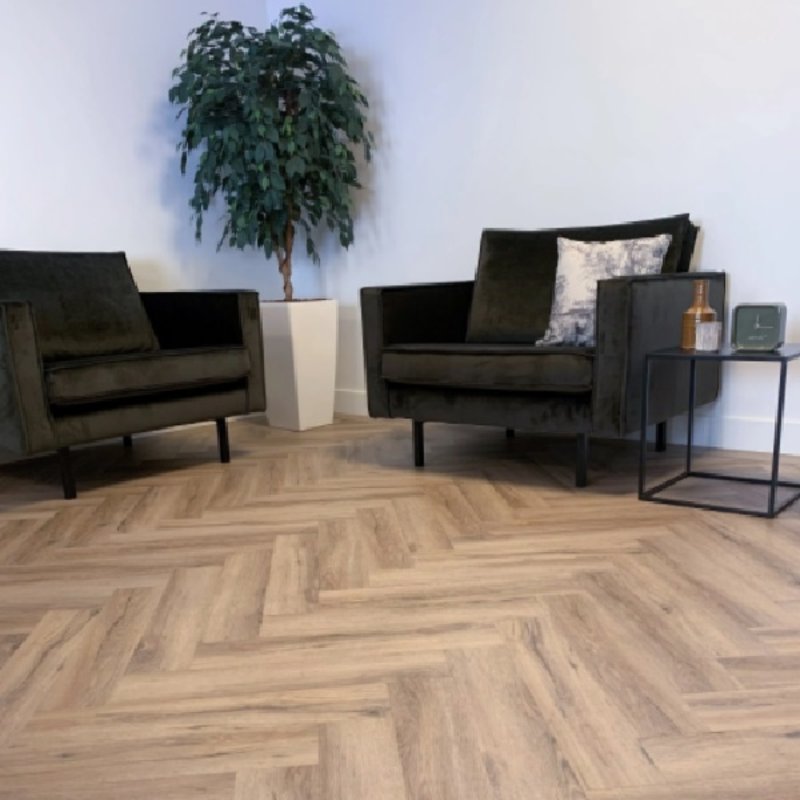Click Visgraat City Smoked Oak Light 5700