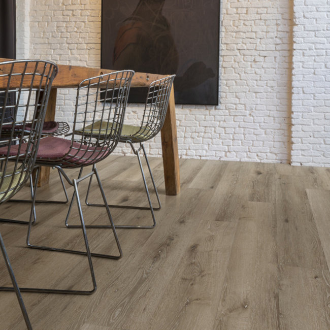 Click Authentics 1200 Halifax 50 LVRE 138