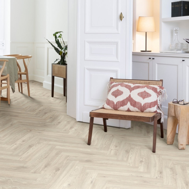 Click LayRed Herringbone Sierra Oak 58228