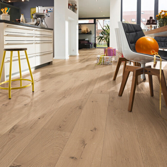 HD 400 Eik Levendig Creme 8935