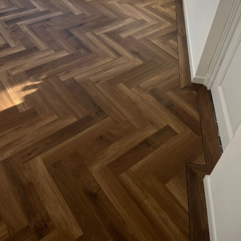 Lijmstrook Visgraat Parva Broad Leaf  Dark Sycamore 40813