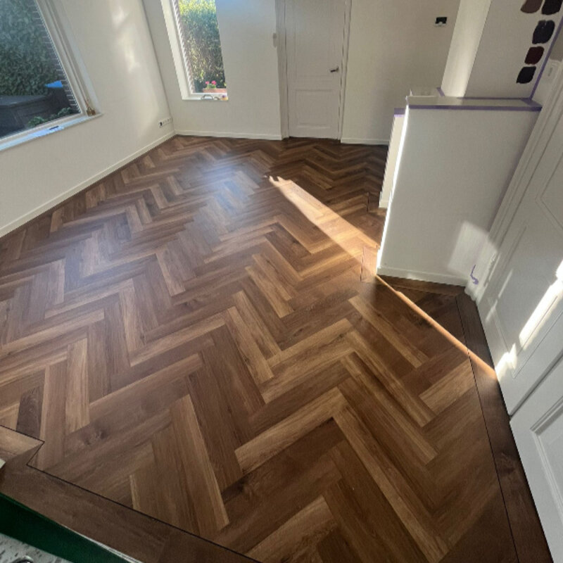 Lijmstrook Visgraat Parva Broad Leaf  Dark Sycamore 40813