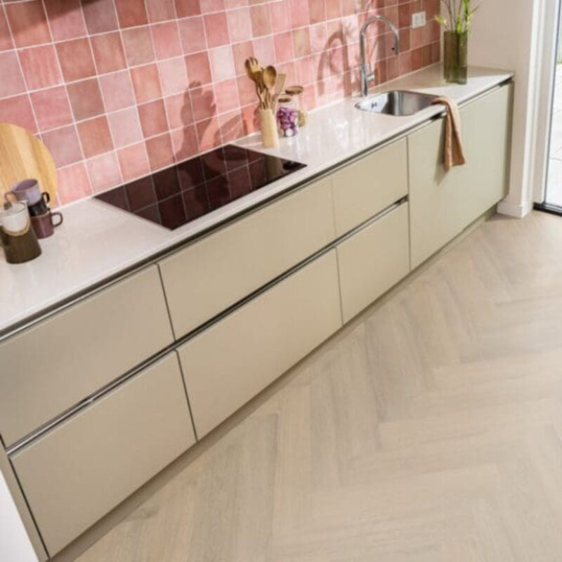 Click Visgraat Spigato Viranto Warm Beige 2504