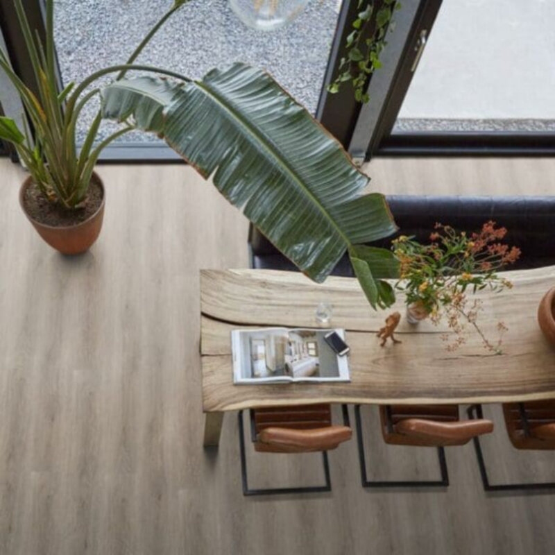 Click Parramatta Light Grey 2533