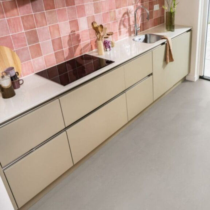 Click Noveno Warm Grey 3311