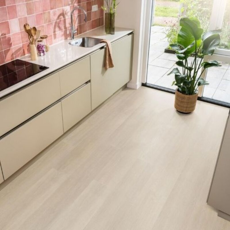 Cavalley Beige Eiken 9015