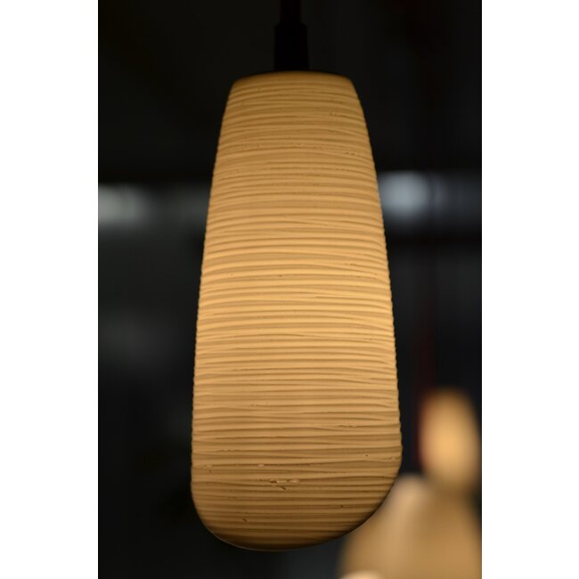 K-design Original fine lamp in white porcelain with a beautiful transparency.