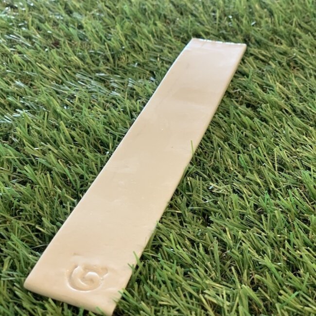 Ornement de table fait main en forme pyramide avec accessoires en porcelain