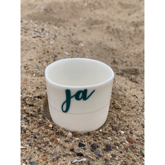 artisann "Oui, yes, ja" the strongest positive word, "You, Me, Toi, Moi"  friendship on a unique porcelain handmade thealight,  little pot