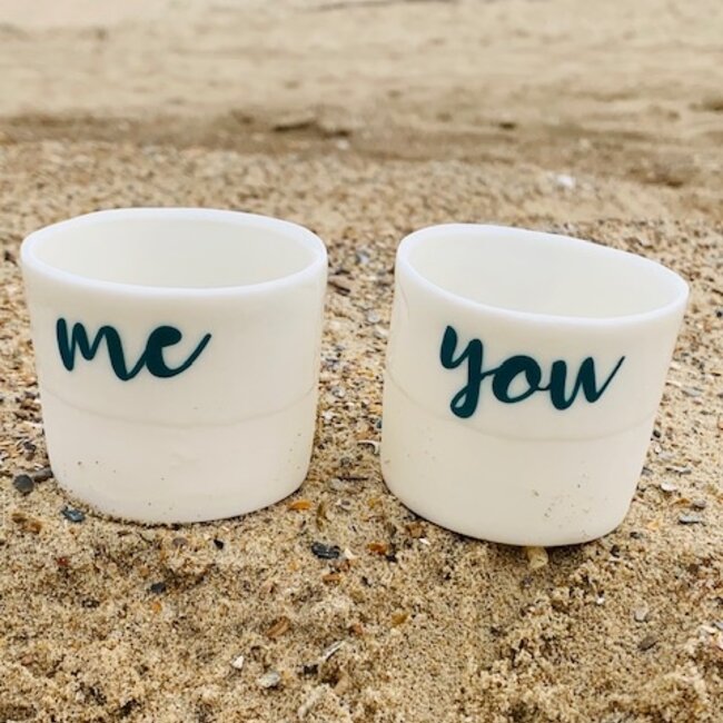 "Yes, oui, ja" le mot positif le plus fort, "You, Me, Toi, Moi" sur un bougeoir fait main en porcelaine unique,