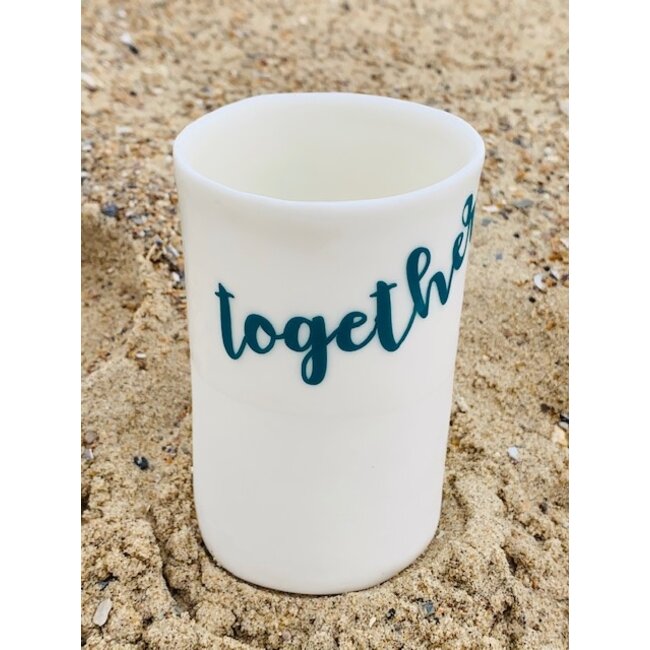 artisann “Together, forever” ensemble fort sur un tube fait main en porcelaine