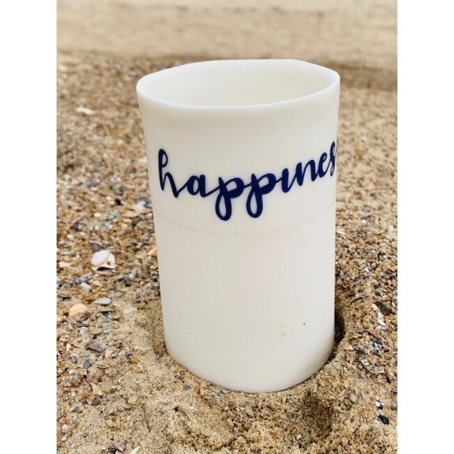 artisann  “Friendship, happiness” together strong on a porcelain handmade cup, drinking cup