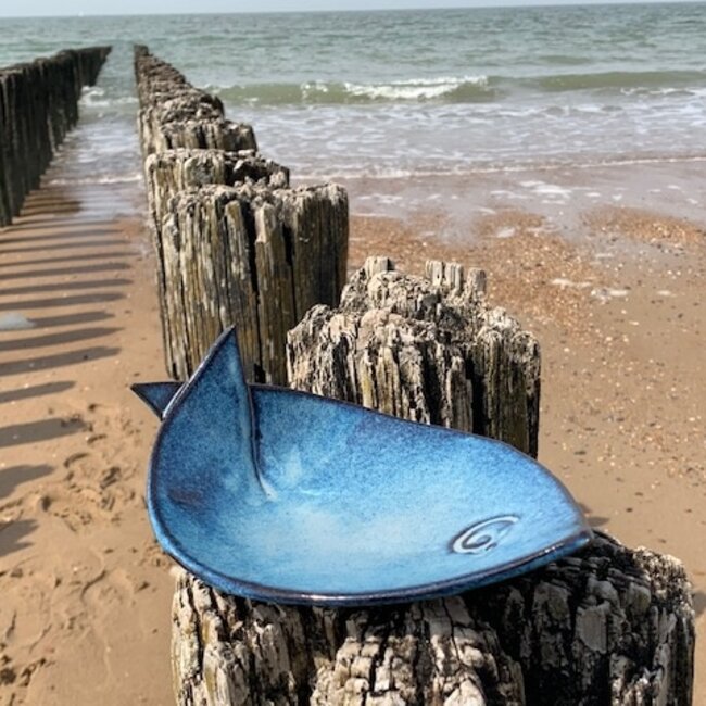 Keramisch handgemaakte vis schaaltje, Beach