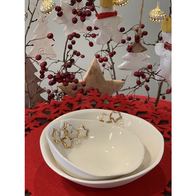 artisann Service de Noël fait main en porcelaine avec des accents d'étoiles dorées et un sapin de Noël