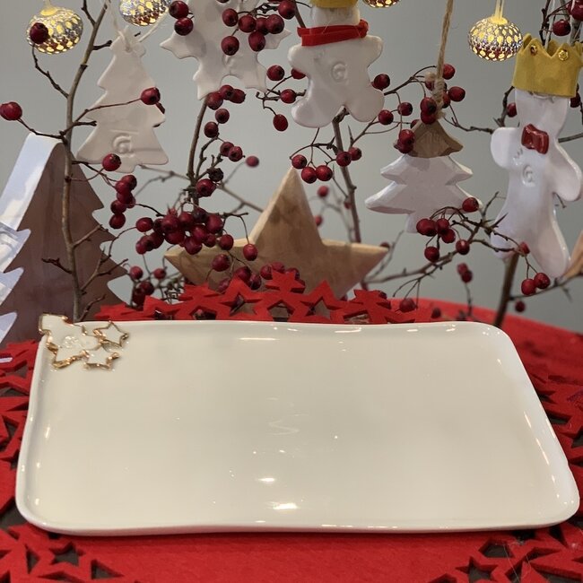 Service de Noël fait main en porcelaine avec des accents d'étoiles dorées et un sapin de Noël
