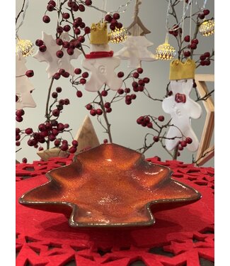 artisann Christmas tree as a table decoration
