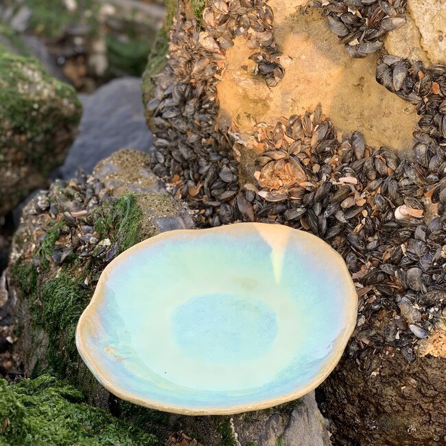Handmade ceramic plate Amandine, Lagune