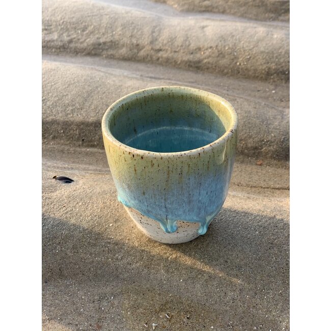 artisann Contemporary, handmade ceramic cup from the tableware and collection “Lagune"