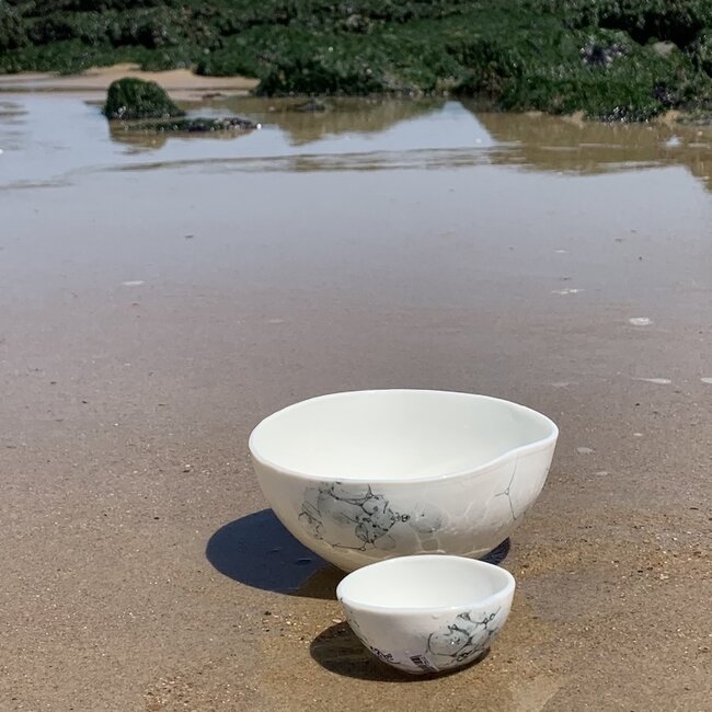Porcelain contemporary handmade bowl 'Bulles'