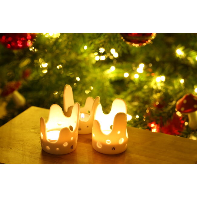 artisanni Christmas gift package composed of three handmade porcelain Wave lantern with shiny glaze