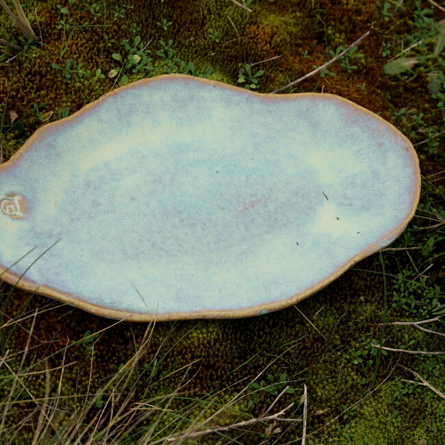 Handmade ceramic plate Couteau Sunset ideal as a fish plate or presentation for everyday use as well as for catering