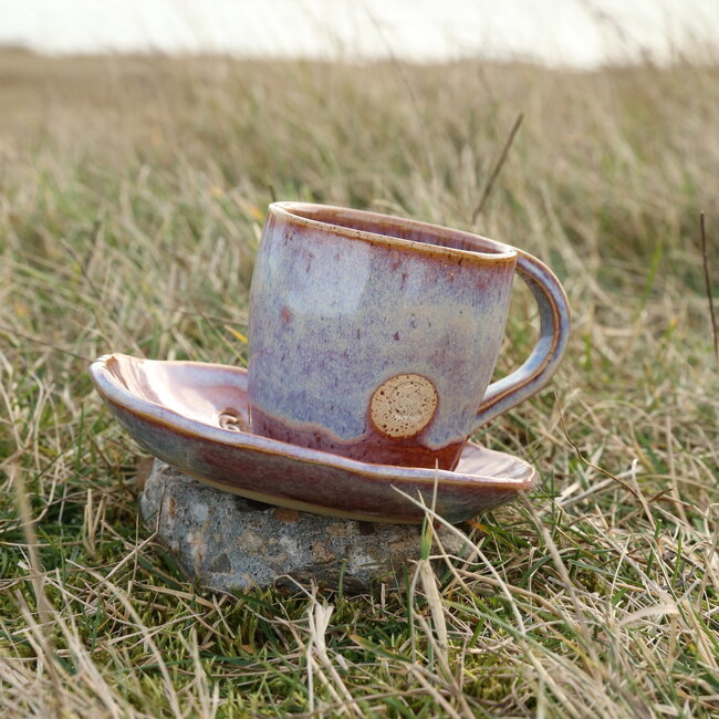 Plat creuse "Sunrise" utilisés pour les collations, mais aussi très agréables comme soucoupe pour un sac à café ou une tasse.