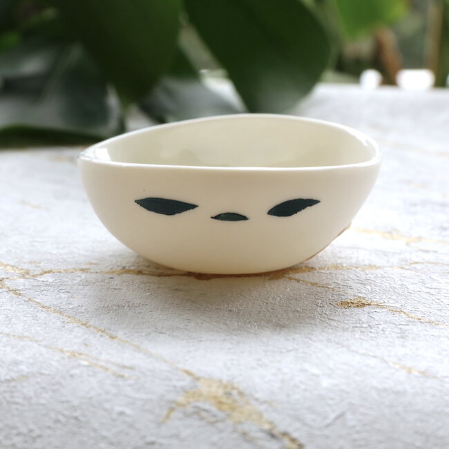 Porcelain handmade bowl, Vagues