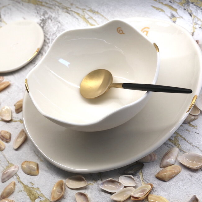 Porseleinen eigentijds handgemaakte kom Knokkette "Touch of Gold"