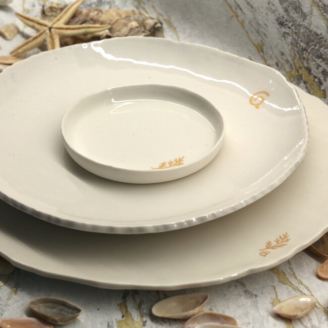 Porcelain contemporary handmade plate “Knokkette”