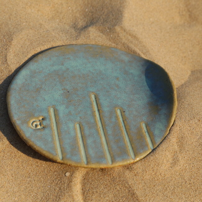 Ceramic handmade round plate Linea, Lagune