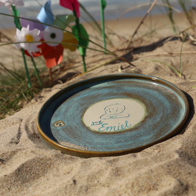 Handmade ceramic children's plate "Emiel"
