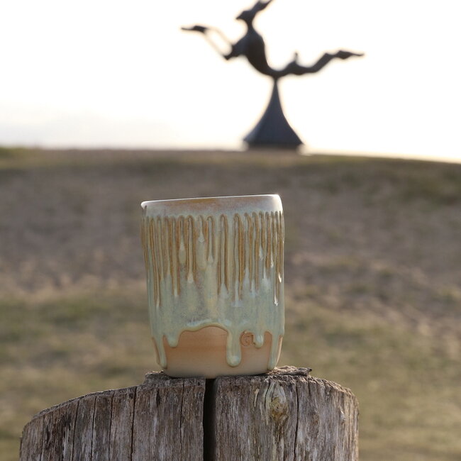 Unicum - A ceramic handmade mint vase or spoon pot finished with the carving technique