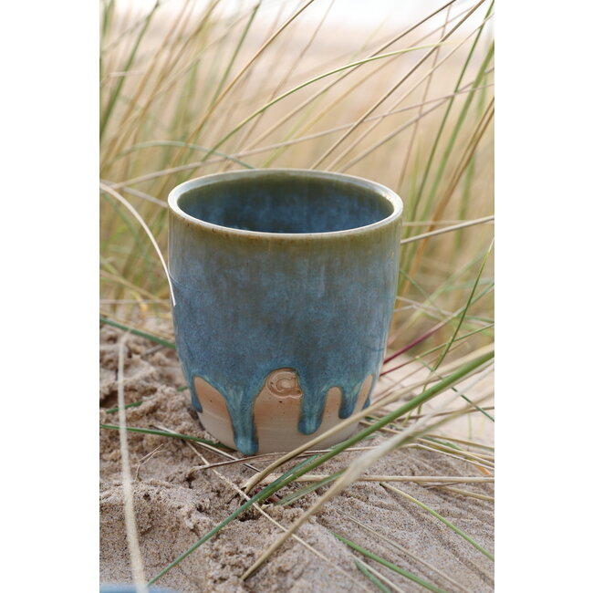 artisann Contemporary, handmade ceramic cup from the tableware and collection “Mint"