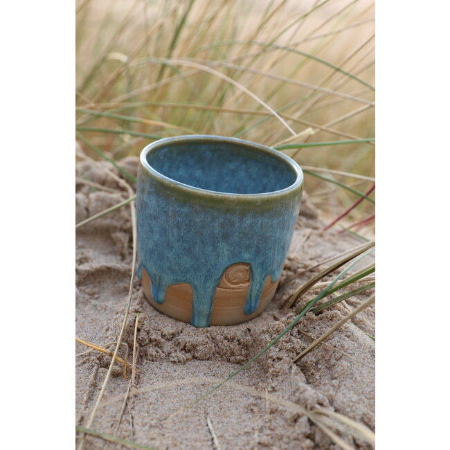 artisann Contemporary, handmade ceramic cup from the tableware and collection “Mint"