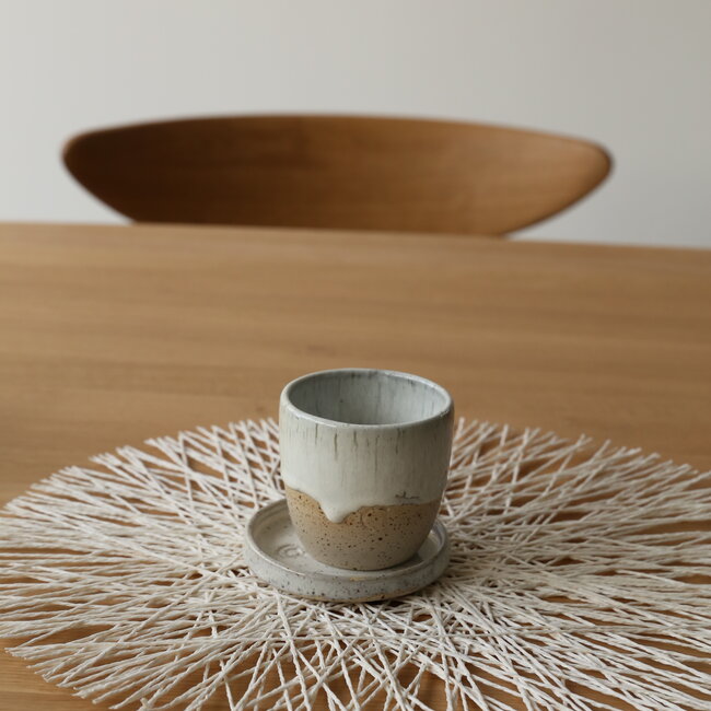 Tasse à café artisanale en céramique, White Spots