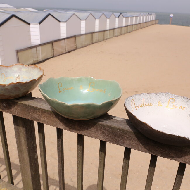 Handgemaakte exclusieve  fruitschaal met namen. Uniek als cadeau voor een verjaardag, huwelijk of jubileum