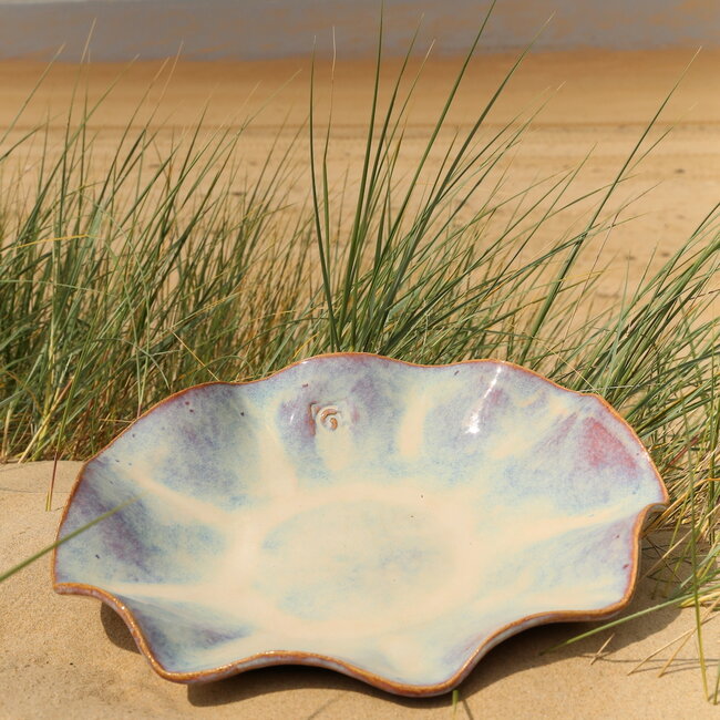 Handmade scale  with a beautiful Floating sunrise high-firing glaze.