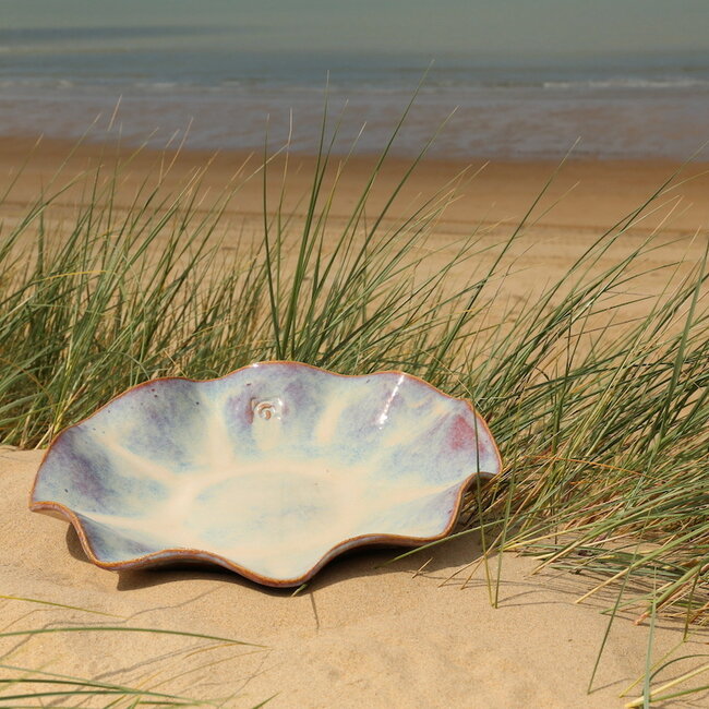 Handmade scale  with a beautiful Floating sunrise high-firing glaze.