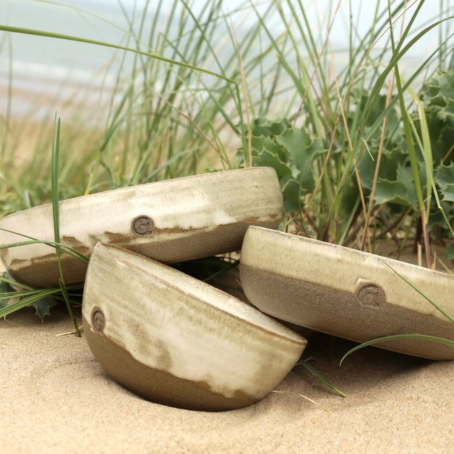 Handmade ceramic bowl with unique glazes from the "Italian White" service
