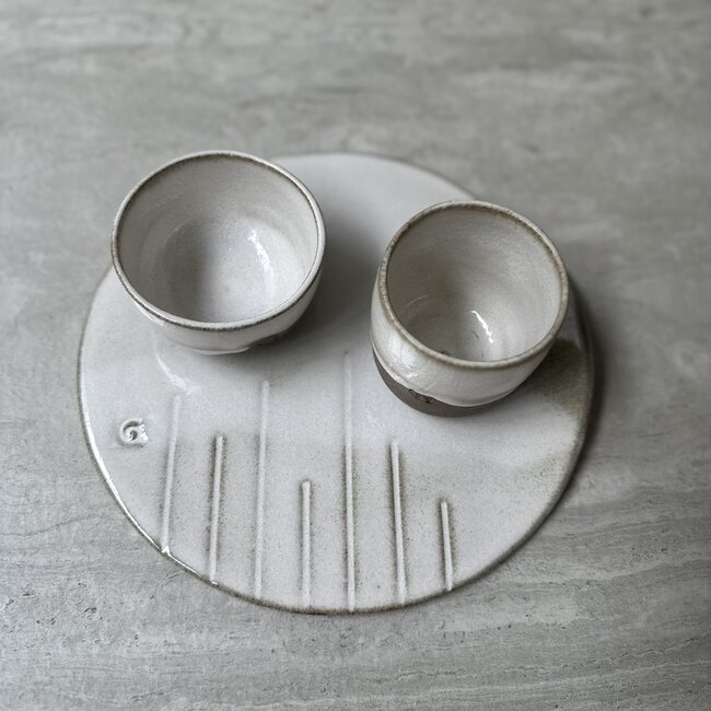 Handgemaakt rond presentatiebord “Linea” van de “Chefs Artisann i-line” met Italian White