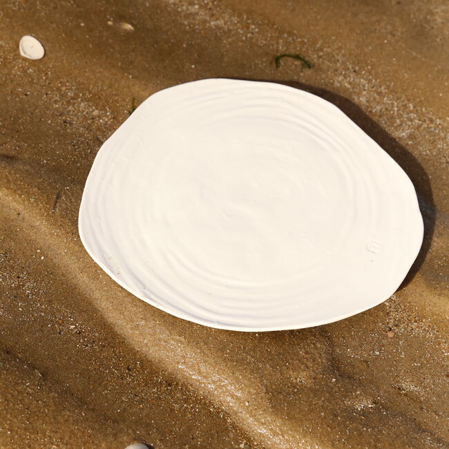 Assiette en porcelaine, La Plage