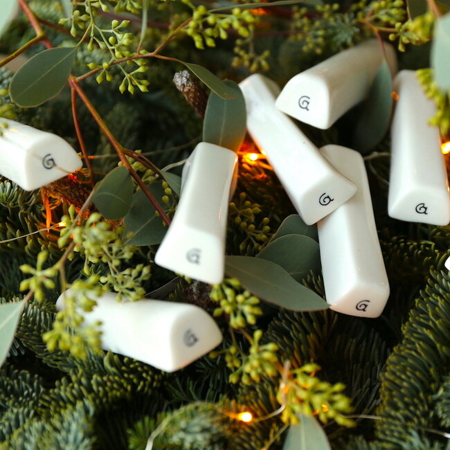 Handmade porcelain cutlery holder