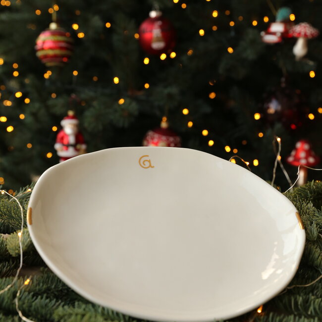 Assiette contemporaine en porcelaine "Knokkette" Touch of Gold