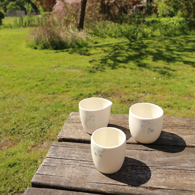 Porcelain contemporary handmade milk jug 'Bulles'