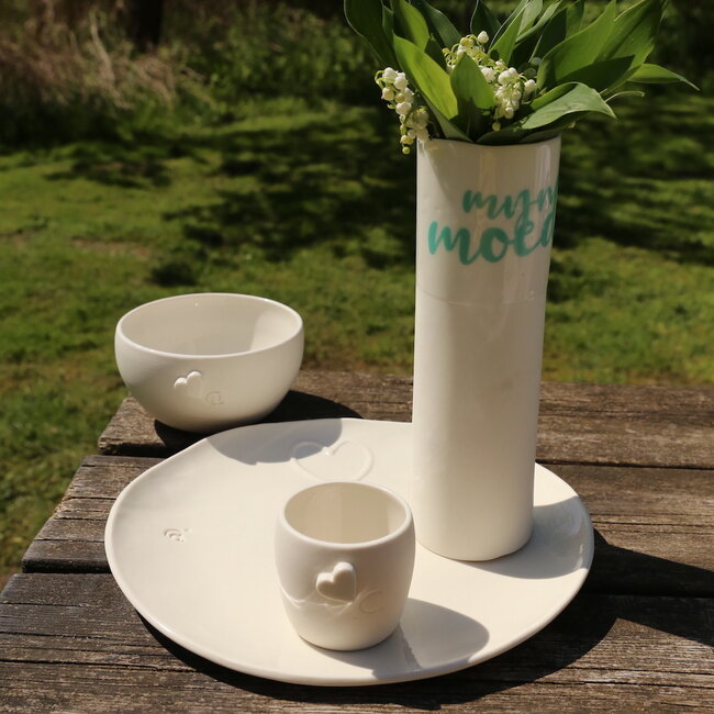 Bol unique en porcelaine faite à la main et ornée d'un cœur subtil